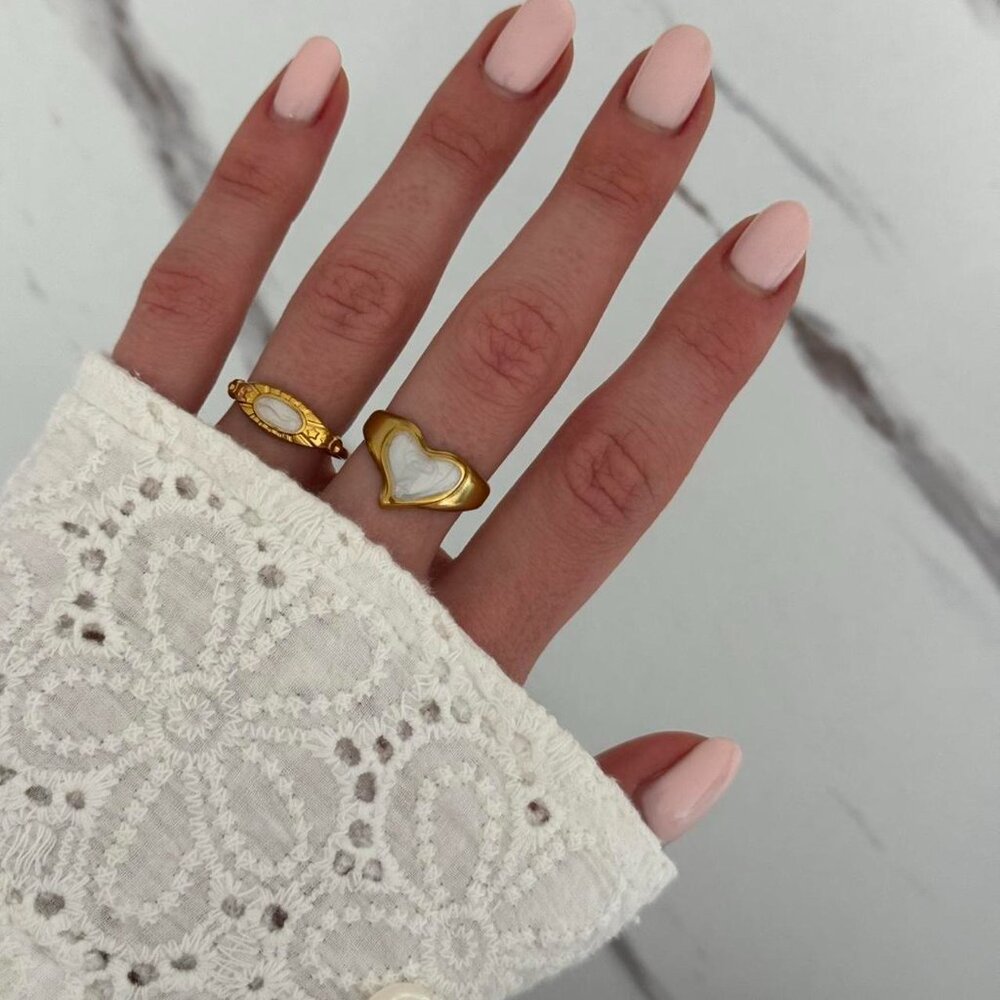 SKU:0389‎ set 2 gold white rings with heart suitable for sizes from 5,5 to 9 US - Picture 4 of 6